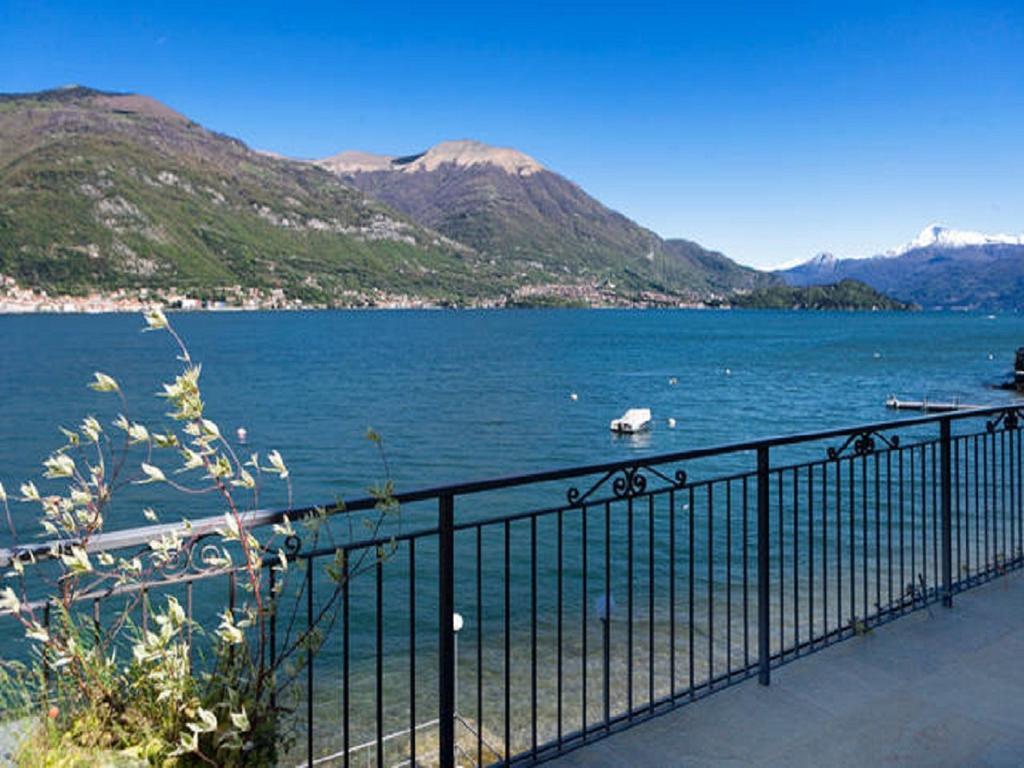 Appartamento Vista Lago - Betta レッツェノ エクステリア 写真